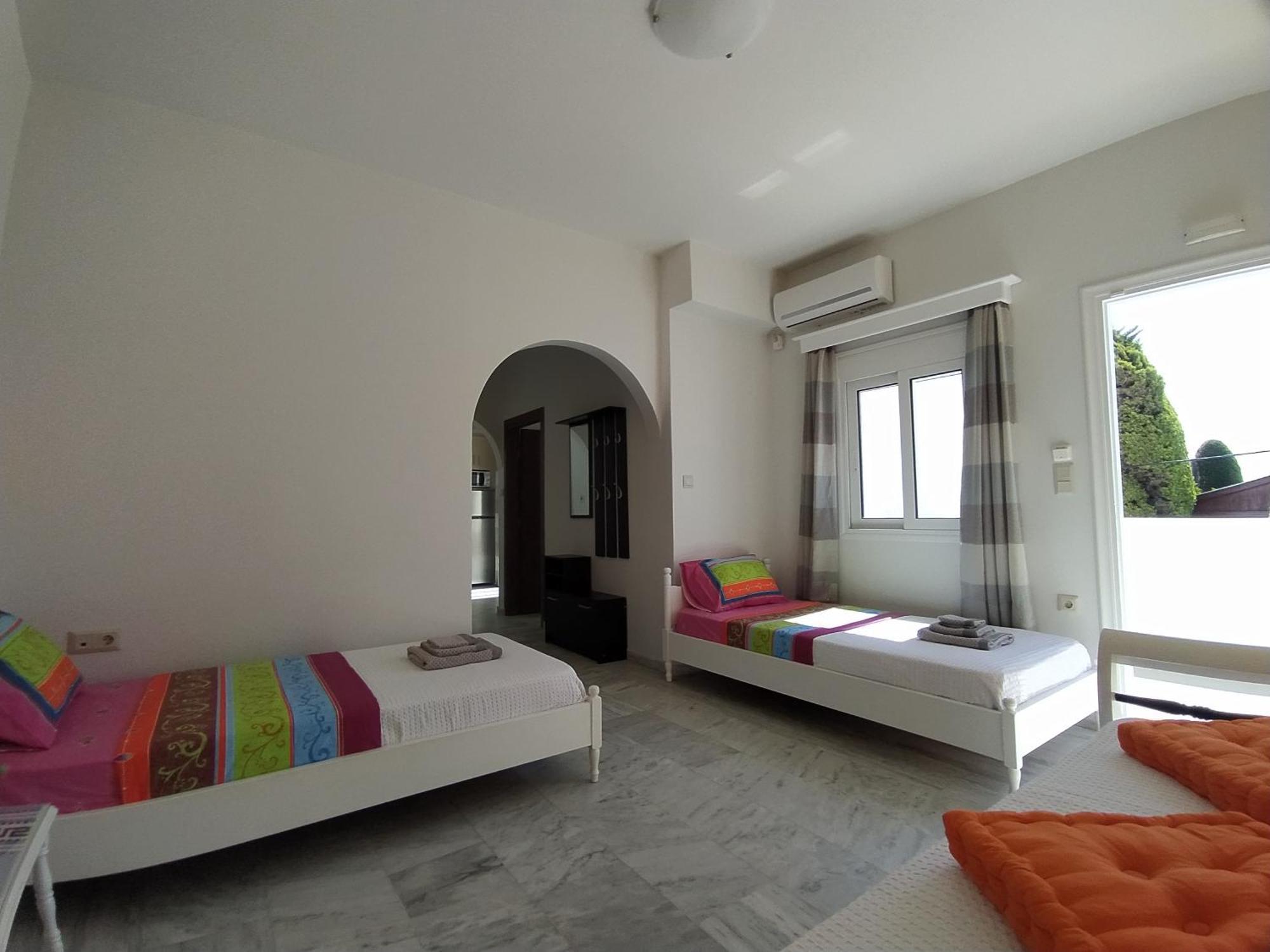 Chariot Apartments Santorini Kamári Zewnętrze zdjęcie