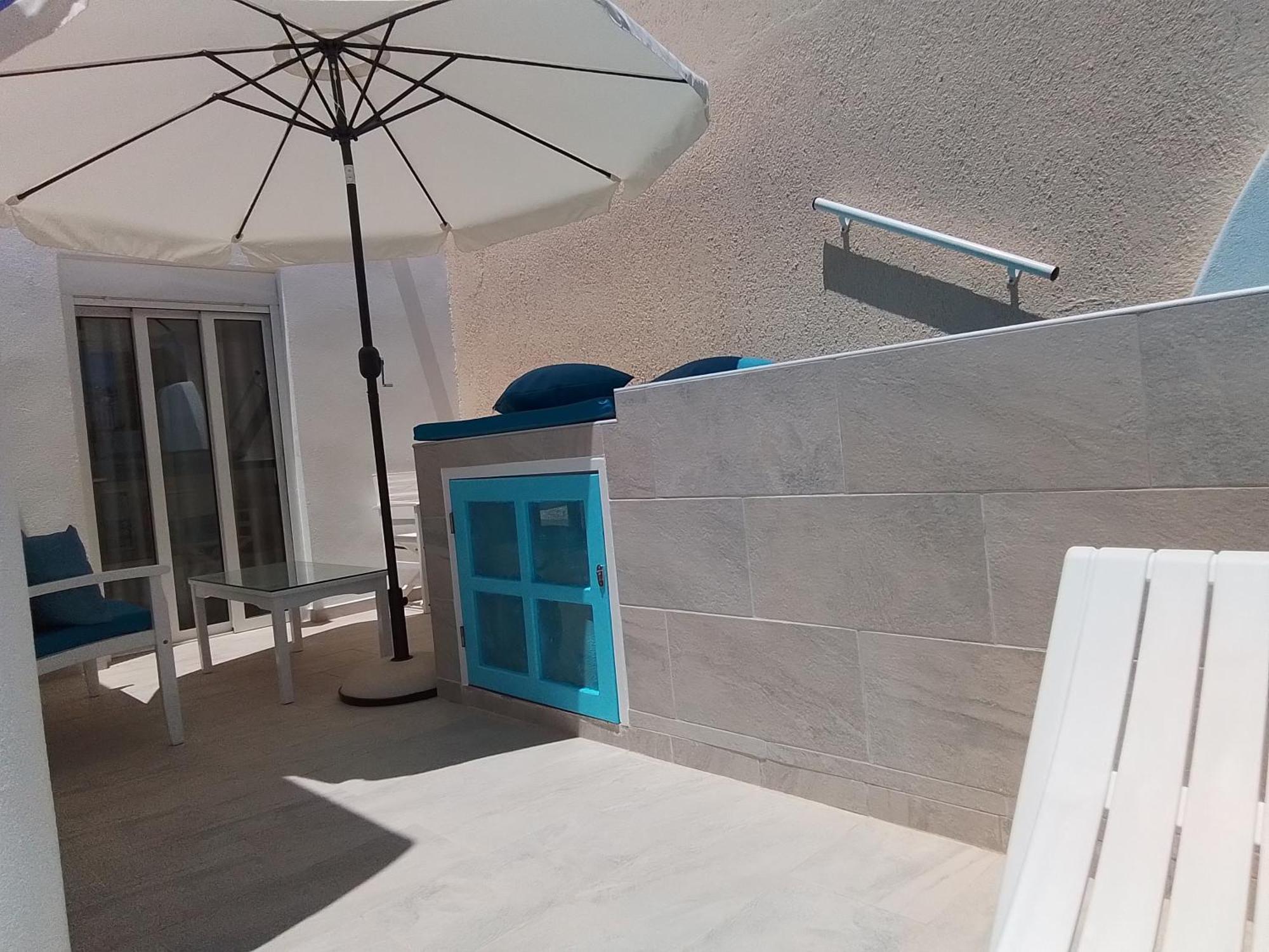 Chariot Apartments Santorini Kamári Zewnętrze zdjęcie