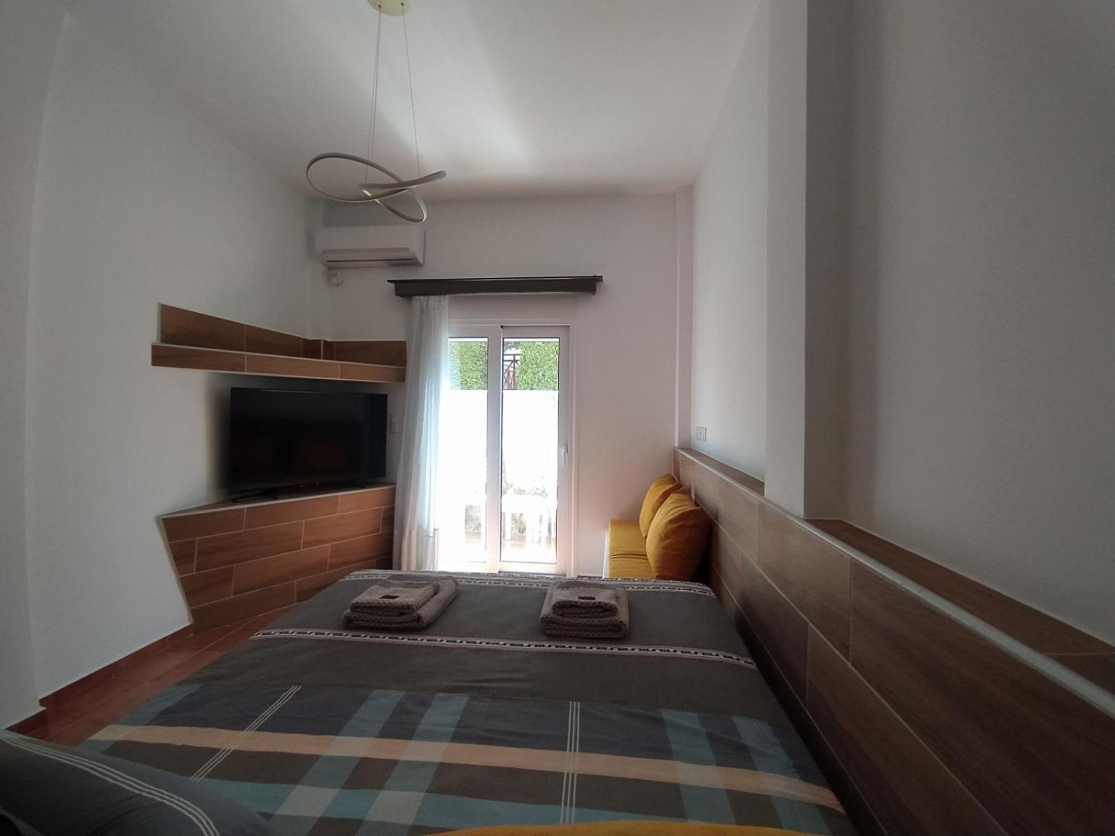 Chariot Apartments Santorini Kamári Pokój zdjęcie