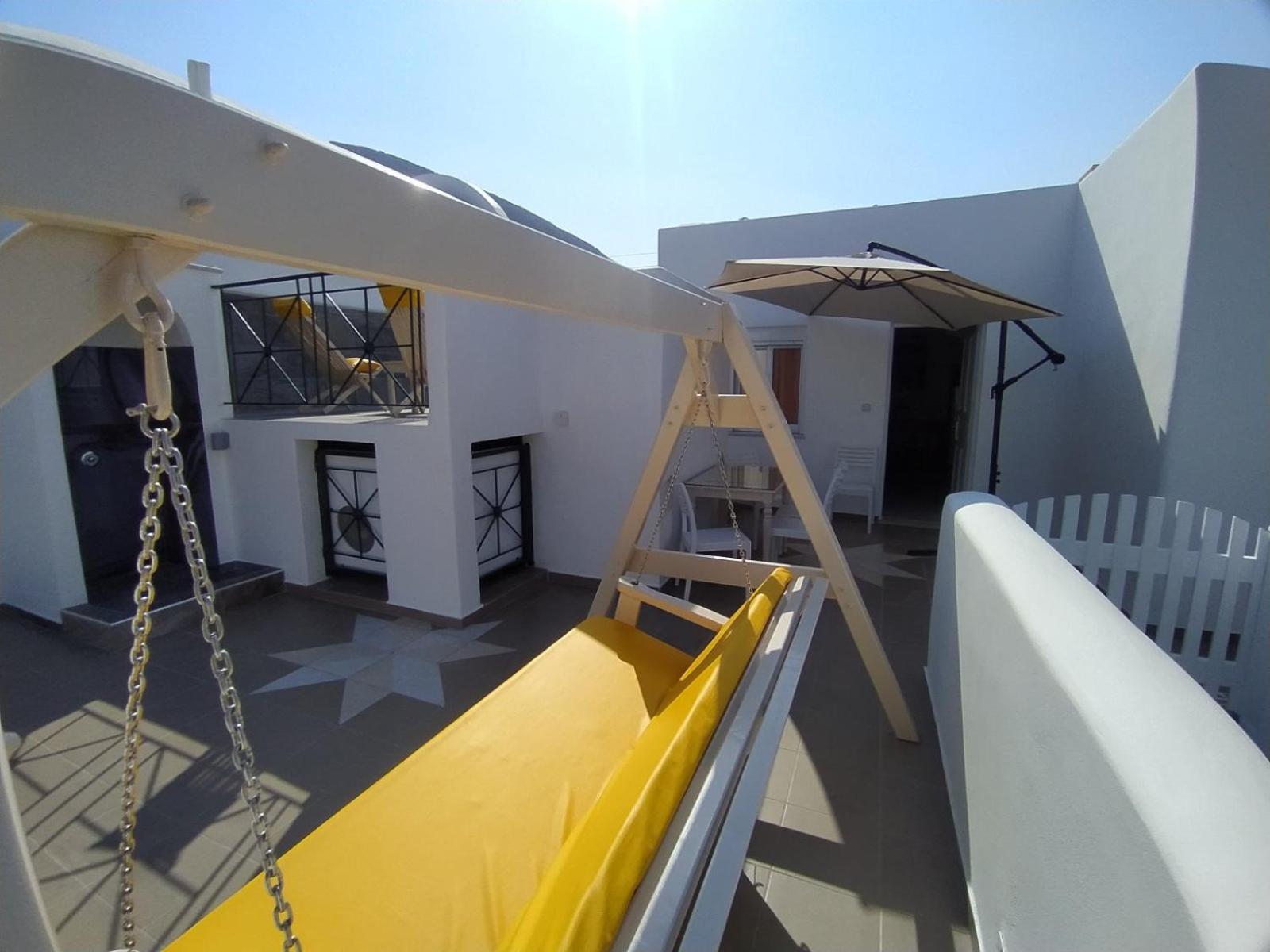 Chariot Apartments Santorini Kamári Zewnętrze zdjęcie
